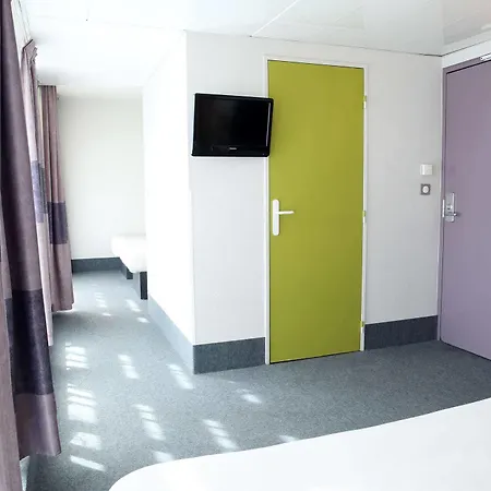 Centre La Joliette 3*